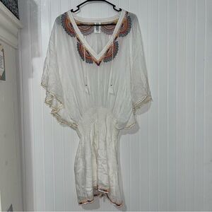 Trina Turk Medium Del Ray Smocked Tunic Beach Cover Up Dress Embroidered
